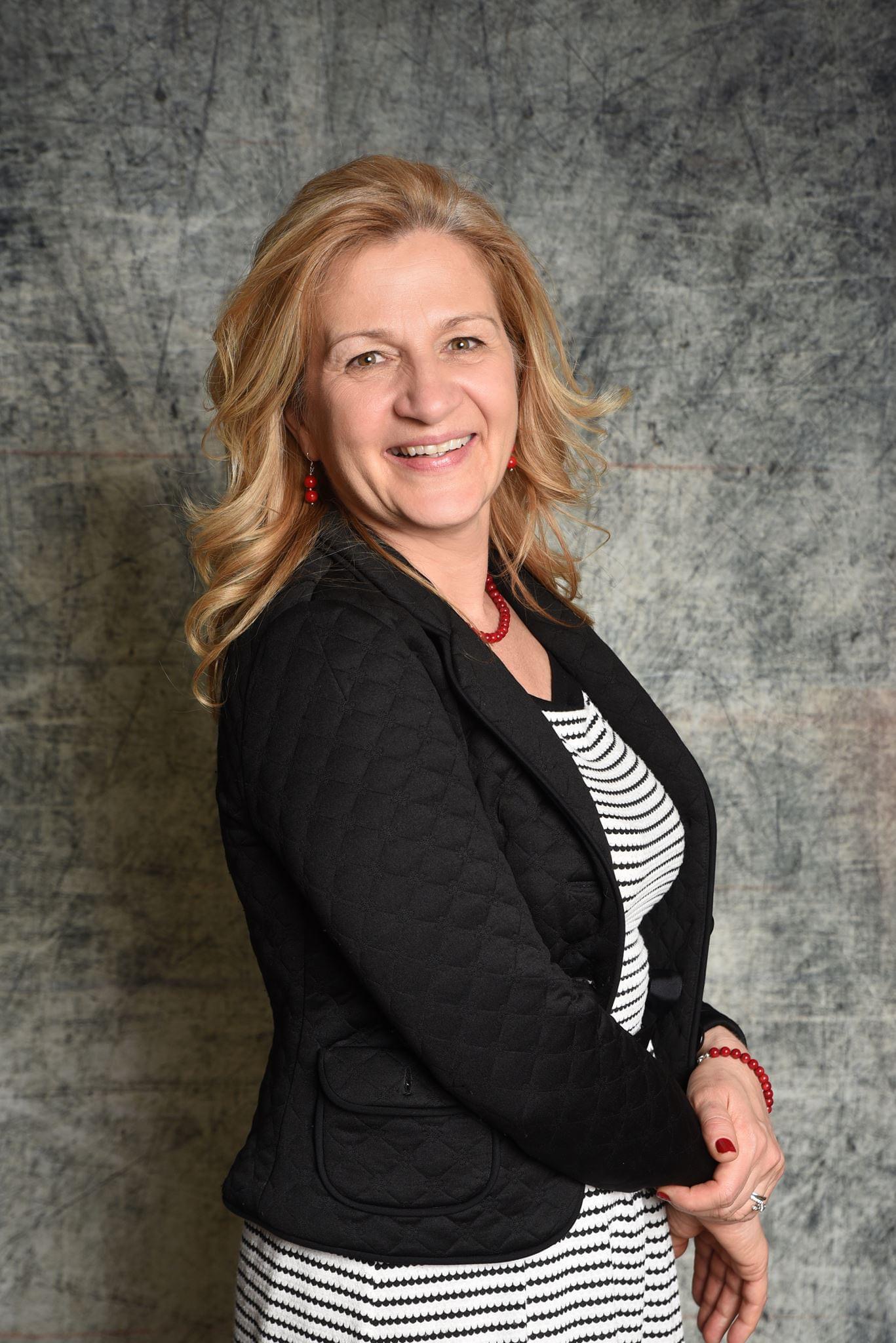 dr. Milák Eszter Anna