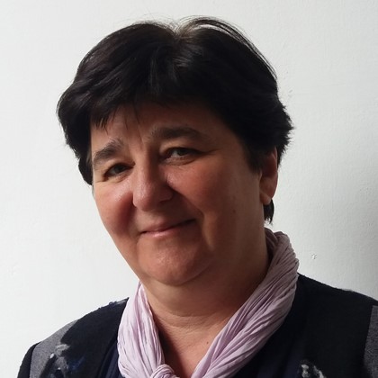 dr. Masszi Gabriella